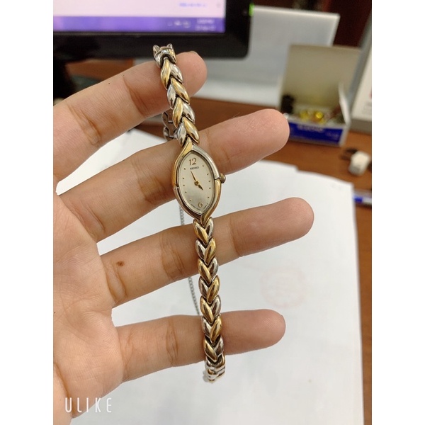 Đồng hồ si nữ hiệu SEIKO, dáng lắc, dây demi, mặt khảm trai