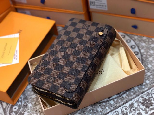 Ví cầm tay l. v zippy xl wallet