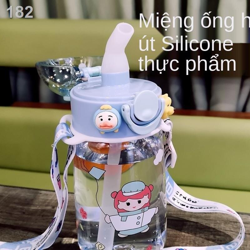 [bán chạy]Cốc nước trẻ em với ống hút mùa hè trường tiểu học di động mẫu giáo bé dễ thương ấm chống rò rỉ và rơi