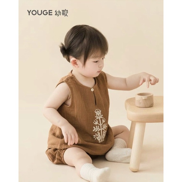 Bộ xô Muslin Organic bé gái BeBoono màu nâu phong cách Ventage 1-5 tuổi