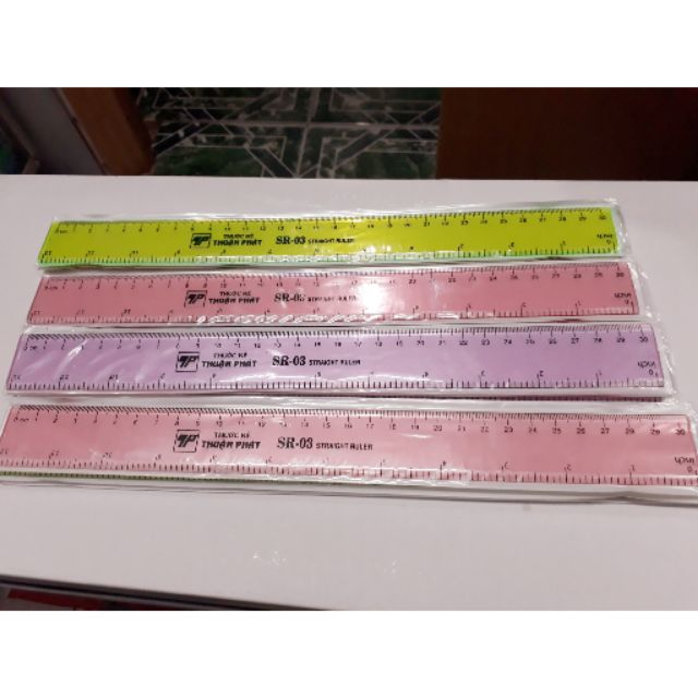 Thước kẻ cứng 30 cm