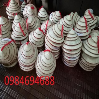 Chùm nón lá trang trí từ nhỏ đến to