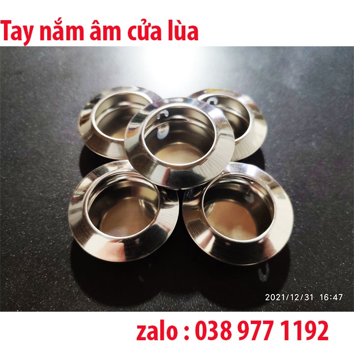 Tay nắm âm tròn, núm âm cửa giá tốt,chất liệu inox sáng bóng