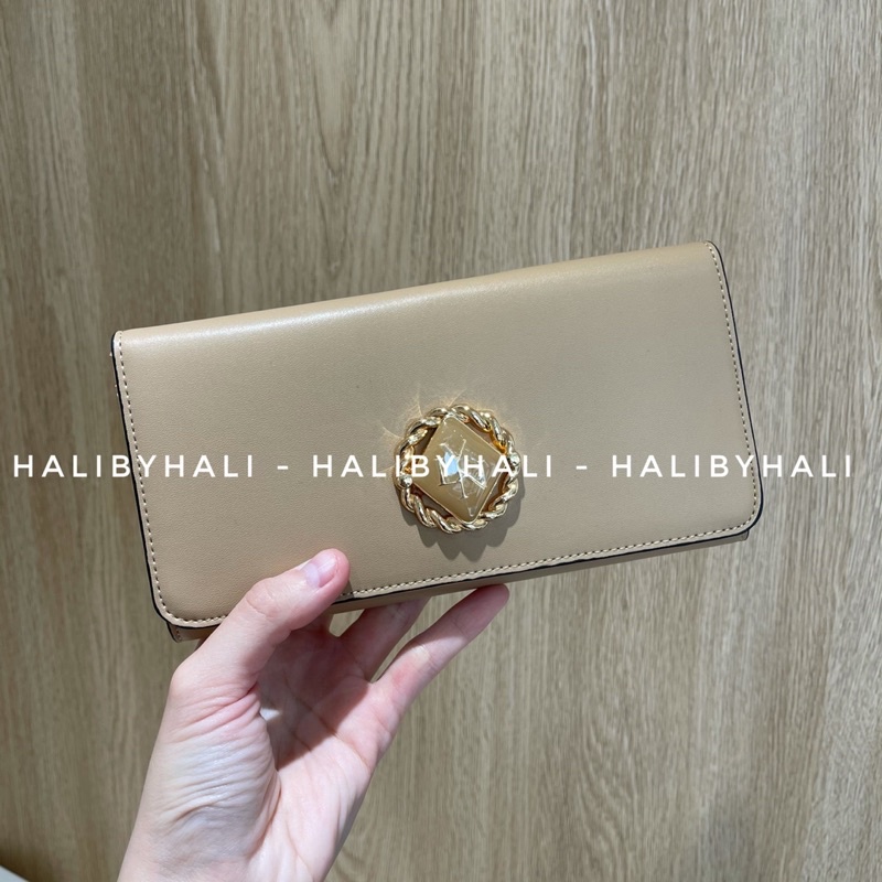 Ví Lyn dáng dài logo tròn