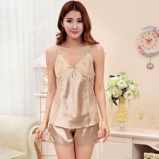 Bộ đồ ngủ satin lụa