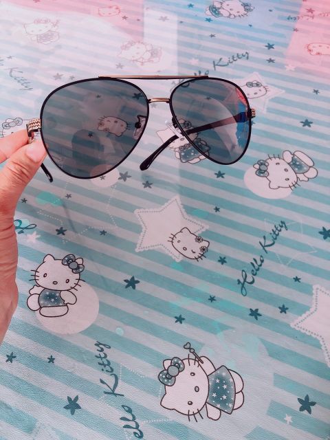 Combo 2 mắt kính nam nữ đẹp, thời trang, tôn thêm vẻ đẹp cho khuôn mặt bạn... | BigBuy360 - bigbuy360.vn