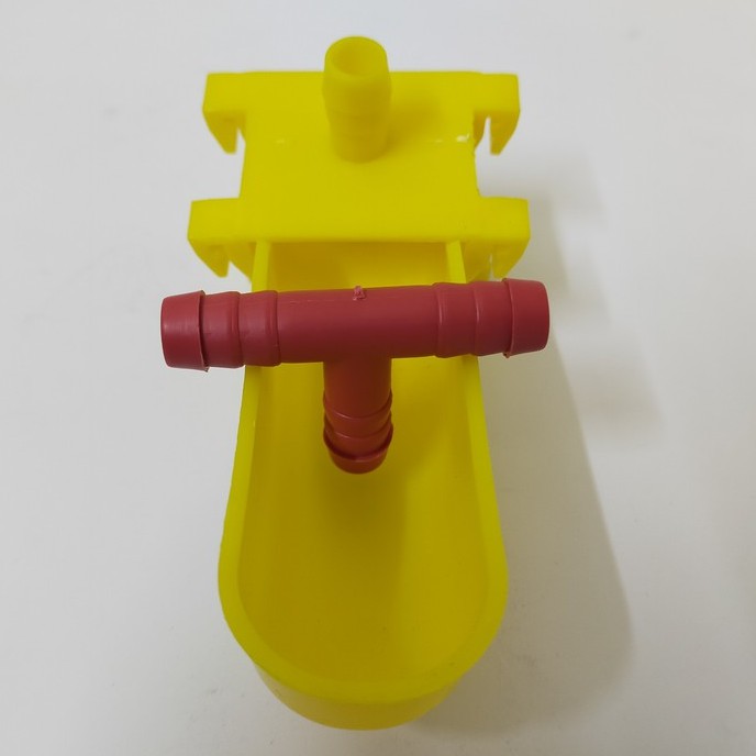 Xả  máng uống tự động cho chim cút, bồ câu