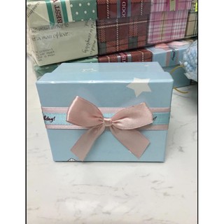 HỘP QUÀ GIẤY CỨNG CAO CẤP 10x8x6