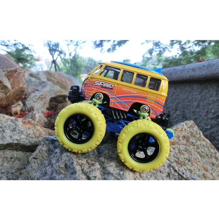 Siêu phẩm xe buýt bánh đà, ô tô đồ chơi cho bé