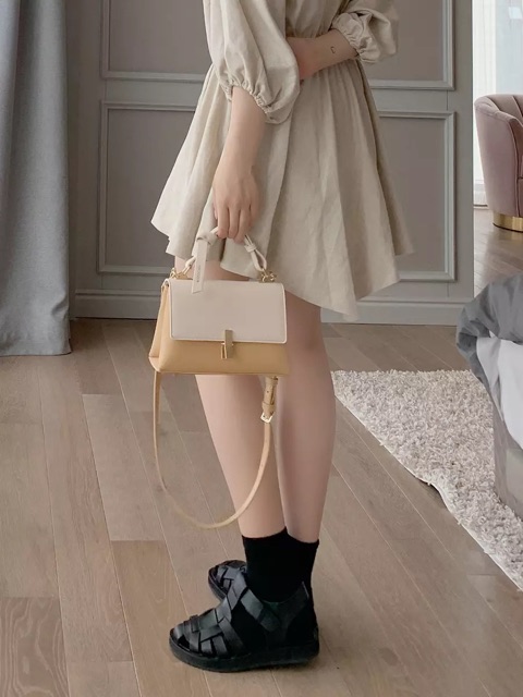 [Mã SKAMA06 giảm 8% tối đa 50K đơn 250K] Micocah - Free ship - Túi đeo chéo phối 2 màu 2 ngăn hot mã 443 | BigBuy360 - bigbuy360.vn