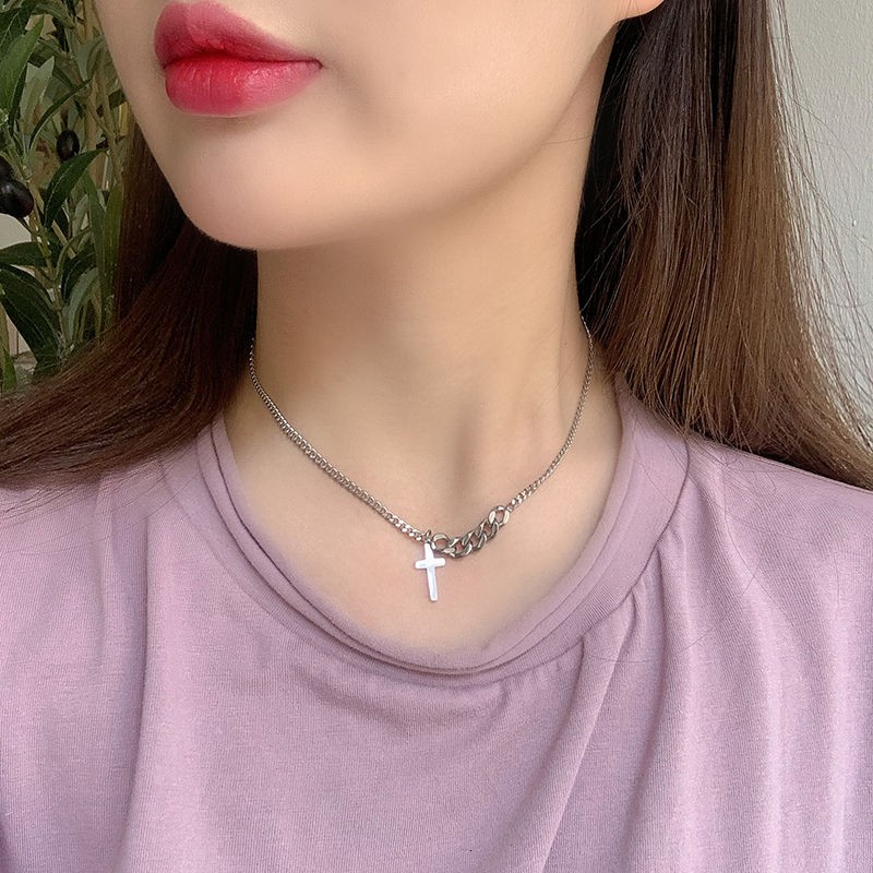Dây chuyền mặt hình chữ thập thiết kế đơn giản thời trang Hàn Quốc