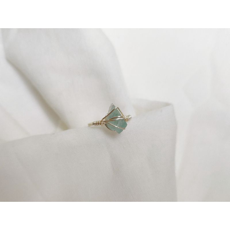 Nhẫn đá thô quấn đồng peridot, citrine, fluorite, aquamarine