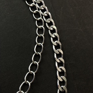 XÍCH (CHAIN) ĐEO QUẦN - VÁY T22