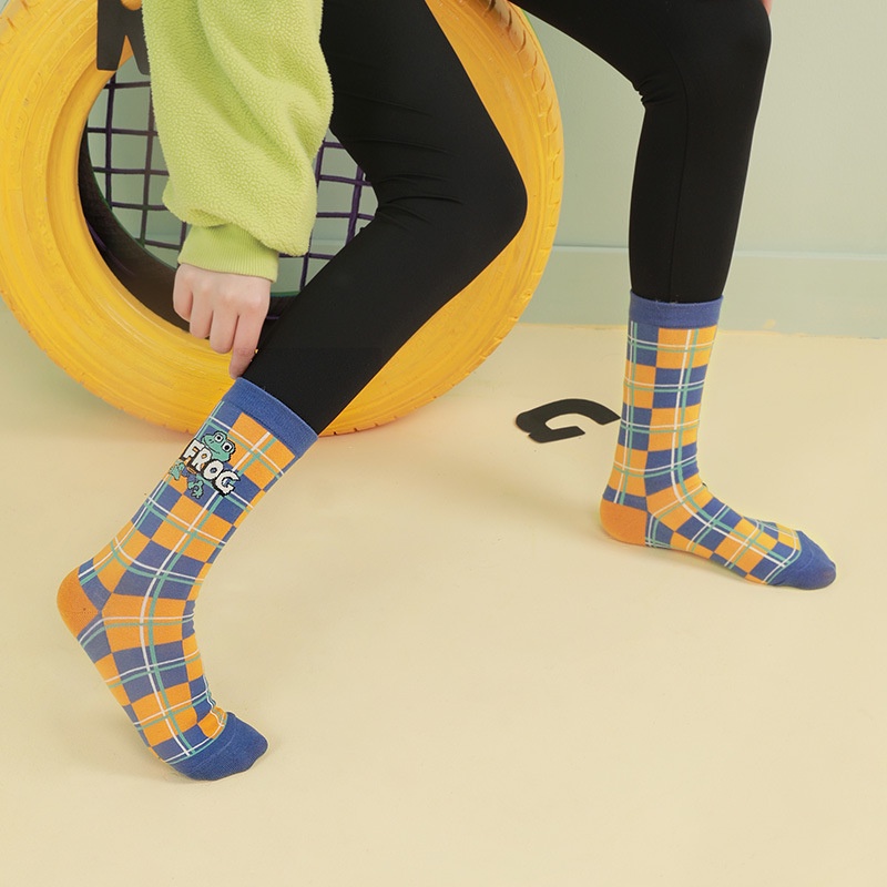 Vớ WAFNHA D110 cotton cổ cao vừa họa tiết ếch hoạt hình xinh xắn dành cho bé gái