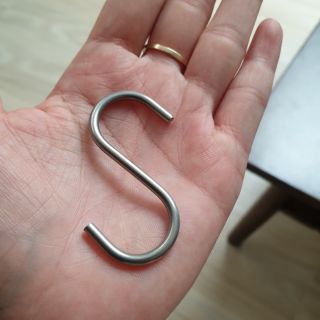 Móc chữ S 5cm treo chậu cây