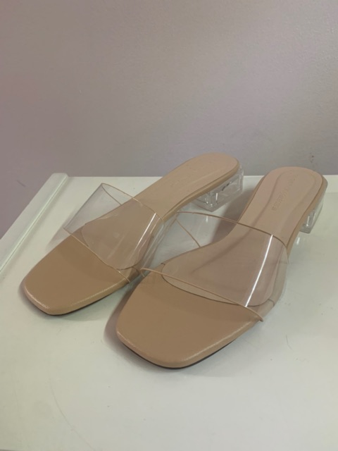 Thanh lý giày dép size 35