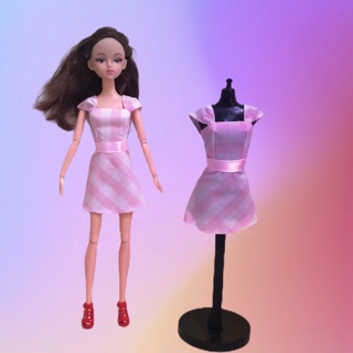 Đầm ngắn caro hồng dễ thương búp bê Hân Hân dành cho các mẫu búp bê cao 29 cm