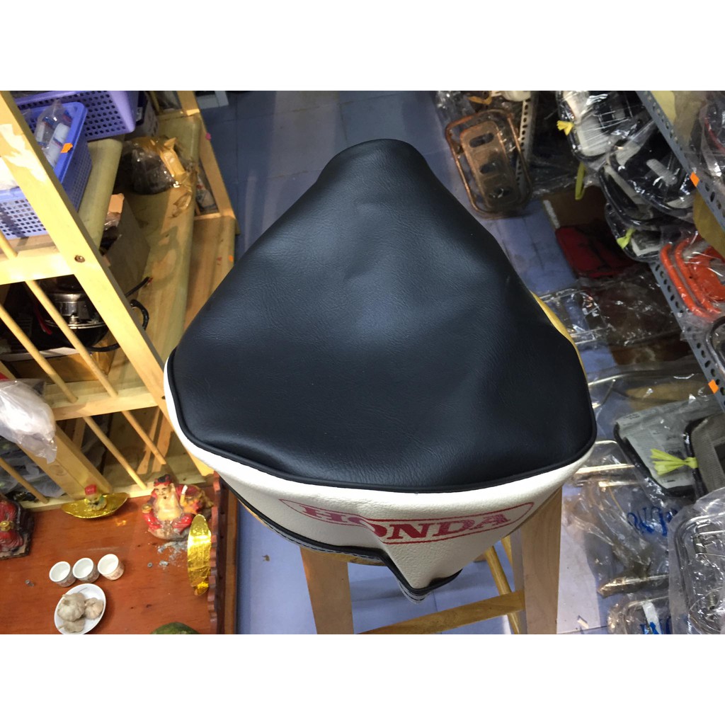 Da bọc yên cub 78 - piscu - C100- màu đen trắng