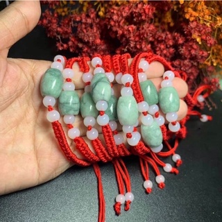 Vòng tay chỉ đỏ may mắn charm đá phong thuỷ