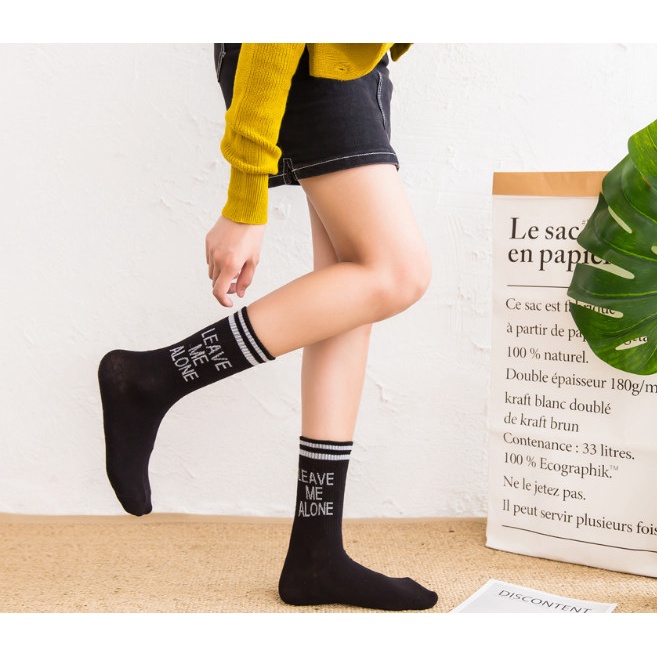 Vớ cổ cao Unisex chữ LEAVE ME ALONE phong cách thể thao, đường phố.