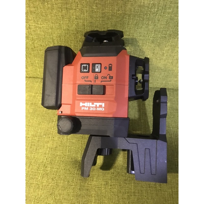Hilti đèn lazer tia xanh cân mực ngoài trời trong nhà pm30