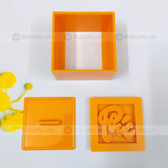 Khuôn xôi vuông 8cm chữ Phúc Lộc Thọ Tài Tiếng Việt
