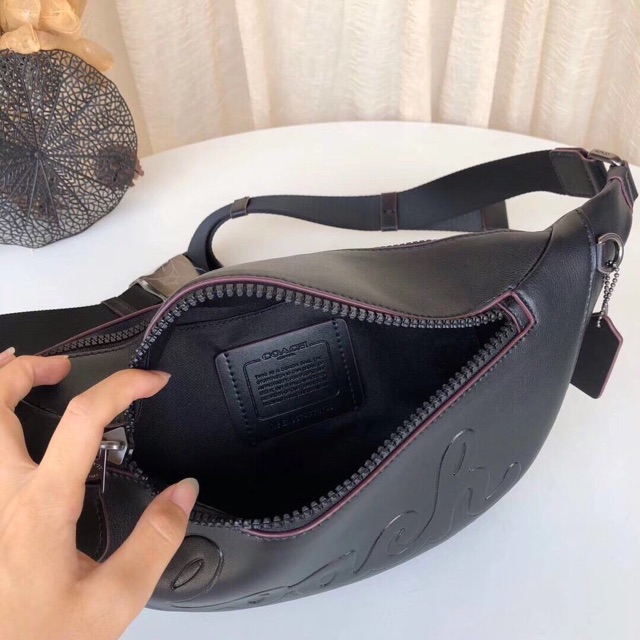 TÚI BAO TỬ COACH WARREN BELT BAG WITH COACH SCRIPT F76799