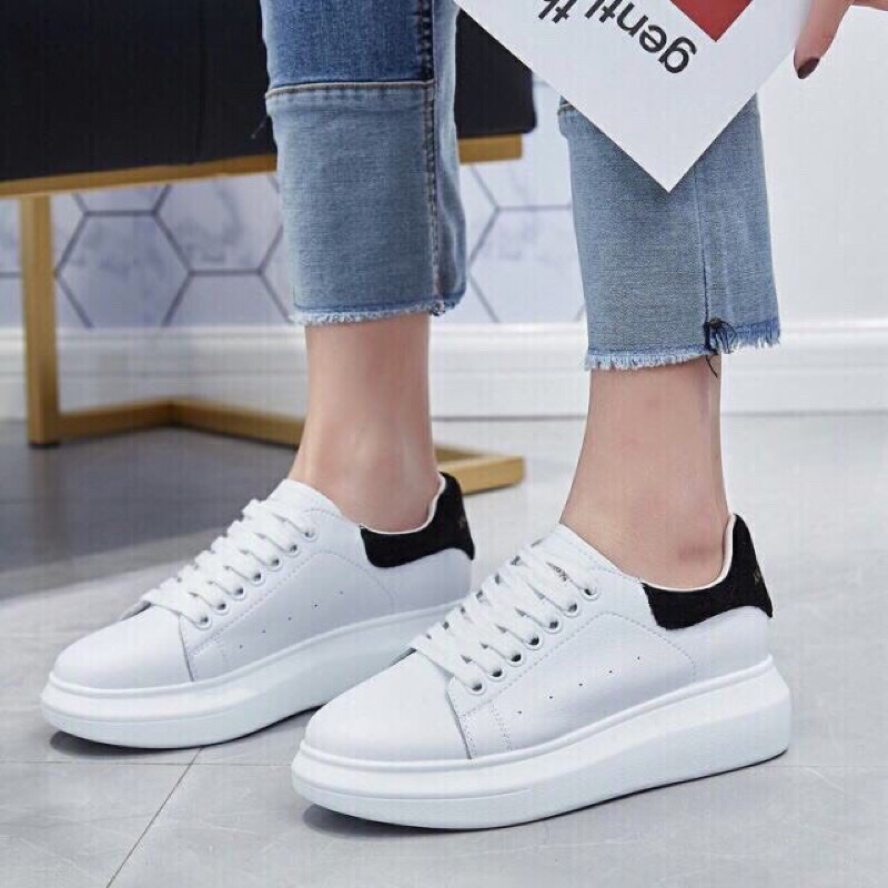 Giày sneaker nữ MQ gót đen trơn đơn giản đế 2p cưc năng động