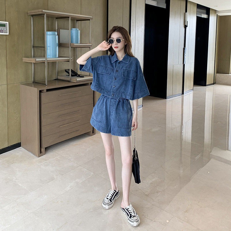 Sét bộ đồ nữ áo tay Ngắn bèo kèm quần đùi rin thoải mái sang trọng,Phong Cách