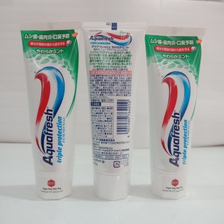 Kem đánh răng Aquafresh Nhật Bản