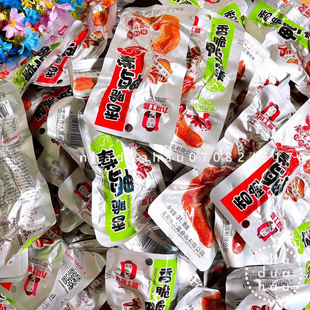 Một túi 30 cái chân vịt tẩm cay Dacheng Tứ Xuyên cái 32gam