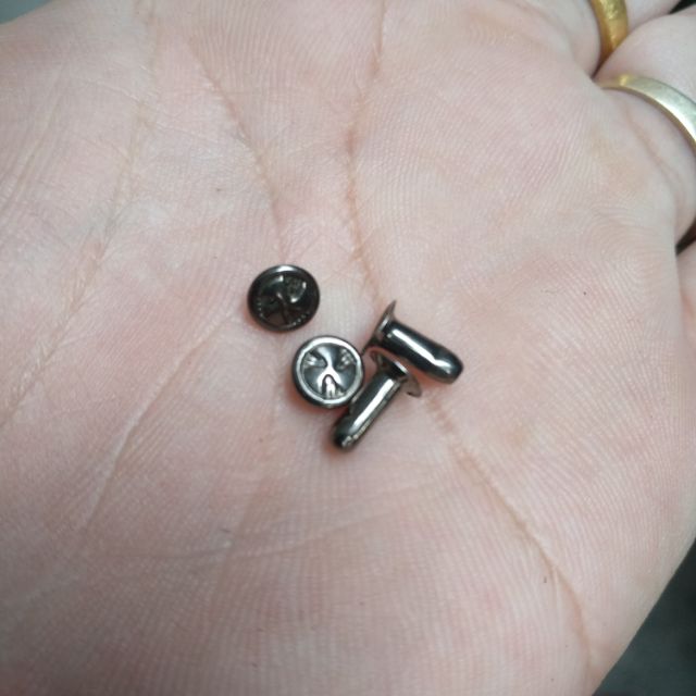 Đinh tán 6x8 họa tiết