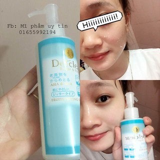 Tẩy da chết Detclear