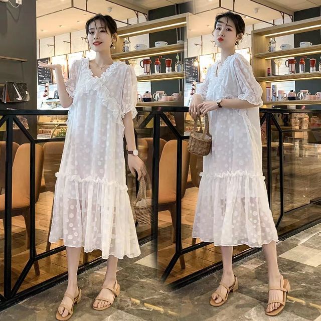 Váy bầu trắng tiểu thư