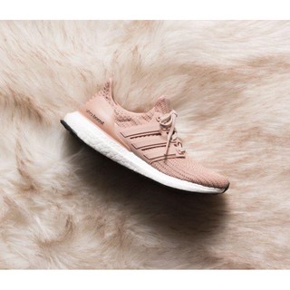 Giày Ultra Boost 4.0 màu Hồng