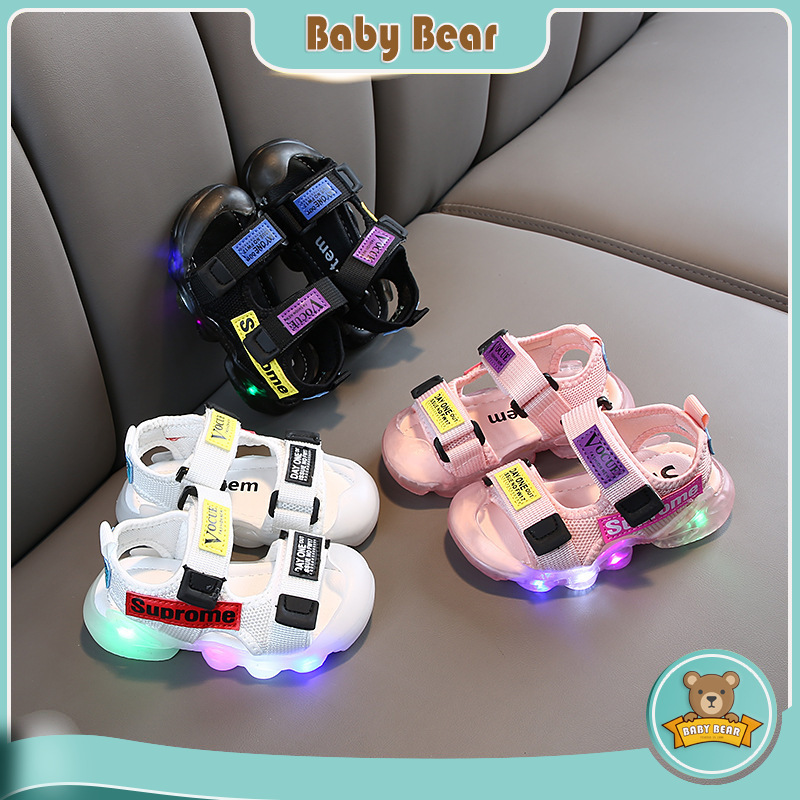 Giày sandal đi biển chống trượt có đèn LED sành điệu cho trẻ nhỏ