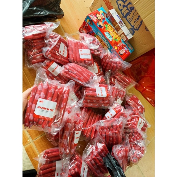 Xúc xích ăn liền( nửa cân 23c) | BigBuy360 - bigbuy360.vn