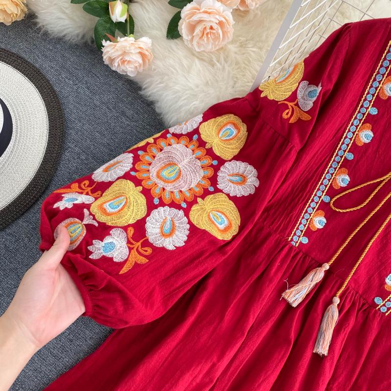 Váy đầm maxi boho thổ cẩm dáng ngắn thêu hoa chất đũi mát đi biển đi chơi du lịch hàng ord