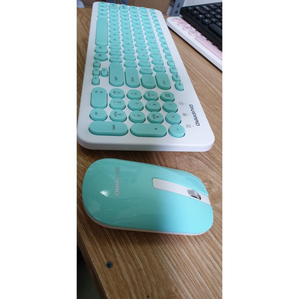 Bộ bàn phím và chuột không dây DIVIPARD - KM520 đen