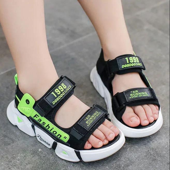 Giày Sandal Đế Mềm Chống Trượt Phong Cách Mới 2022 Cho Bé Trai
