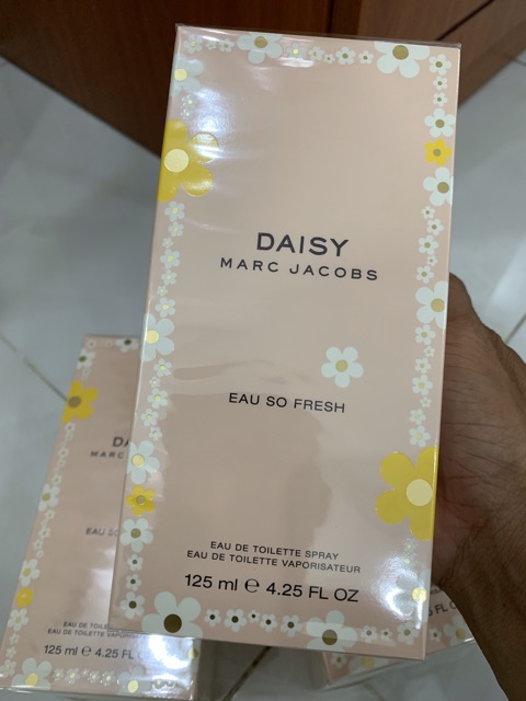 [Mã 1512FMCGSALE giảm 8% đơn 500K] Nước hoa marc jacobs daisy eau so fresh 125ml full seal | BigBuy360 - bigbuy360.vn
