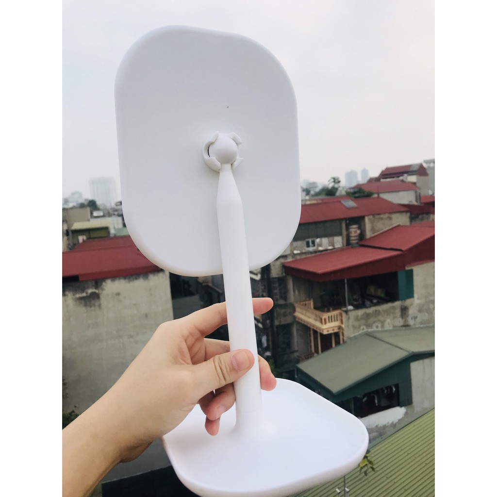 Bộ đôi xịt khoáng Hydro Mist Laneige 70ml và gương để bàn xinh xăn Stand Mirror Tray | BigBuy360 - bigbuy360.vn