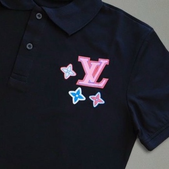 Áo thun nam có cổ tay ngắn vải cotton co dãn thấm hút mồ hôi tốt.