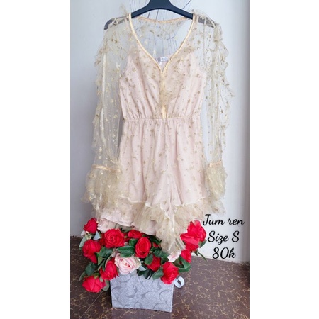 Jumsuit ngắn cực đẹp nha