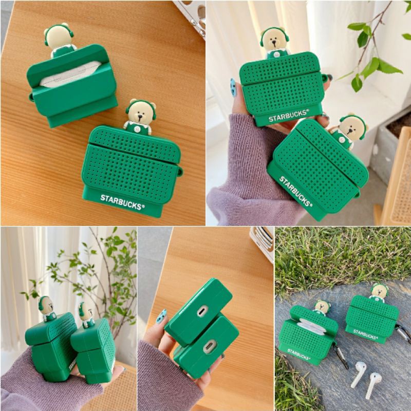 (Order 10 ngày) Case bảo vệ Airpods Pro/1/2/Freebuds Pro gấu starbucks xanh lá ngồi xe đẩy/ loa stereo/ đeo headphone