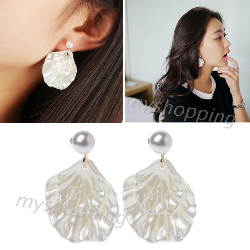 Ivy☆ Double Carve Shell Leaf Dangle Hook Earrings
