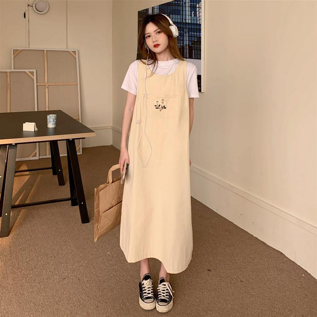 Set Áo Thun Ngắn Tay Thêu Họa Tiết Và Chân Váy Yếm Thời Trang Dành Cho Nữ