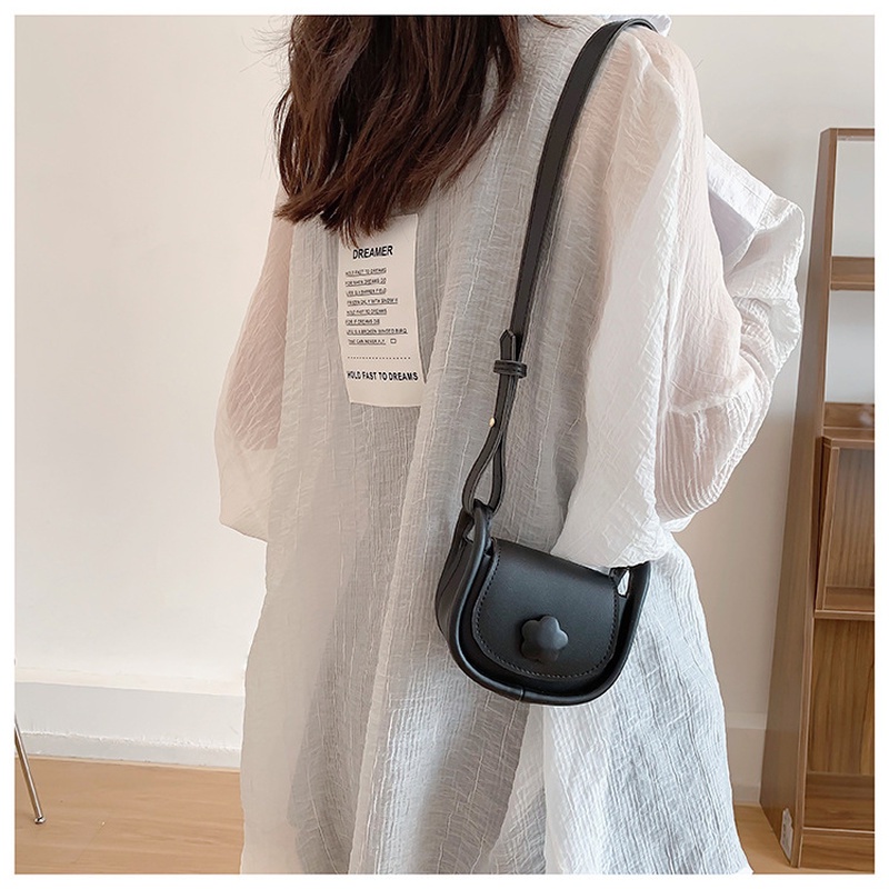 Túi đeo dưới cánh tay Màu Trơn Phong Cách Hàn Quốc Mới 2022 NB00345