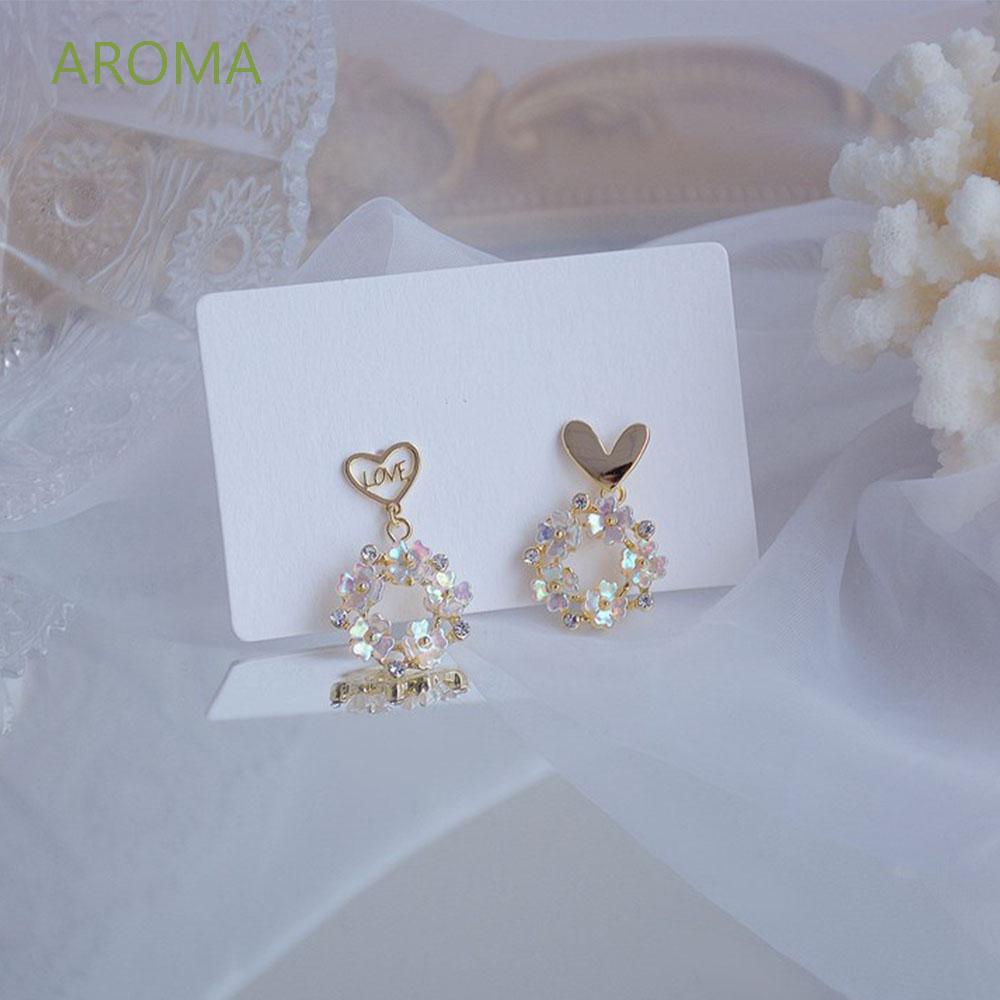 Khuyên Tai Nữ Trang Tạo Hình Độc Đáo