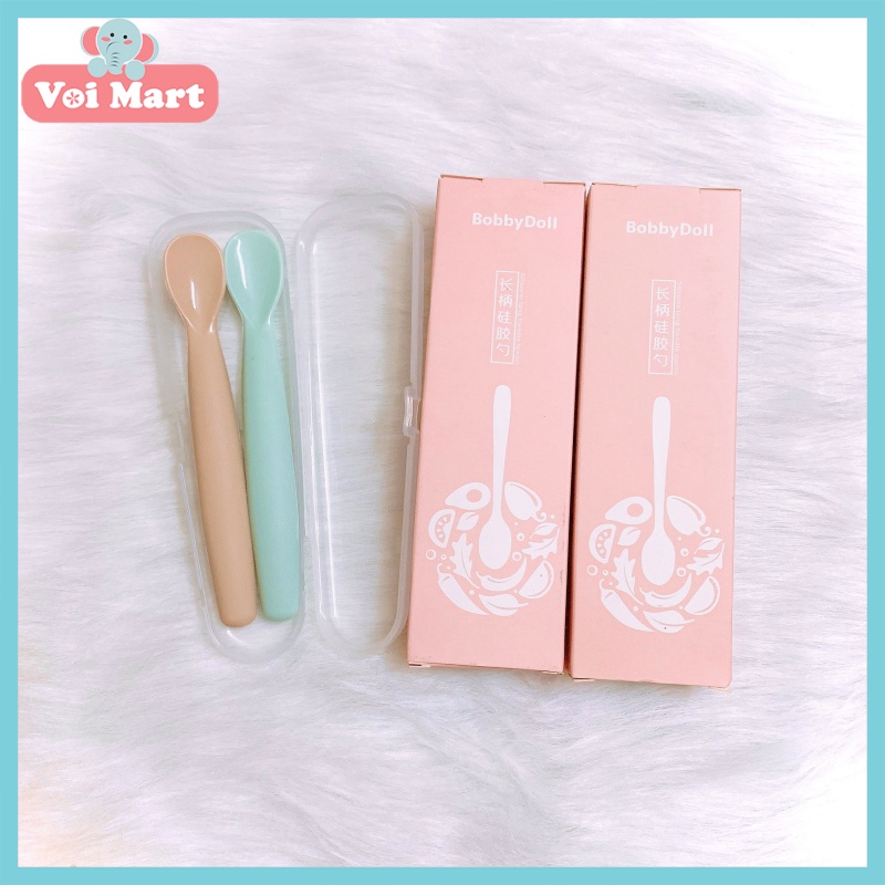 Hộp 2 Thìa Ăn Dặm Silicon BobbyDoll Siêu Mềm Cho Bé, Thìa Ăn Dặm Bảo Vệ Nướu Kèm Hộp Chất Liệu Silicon Cao Cấp An Toàn